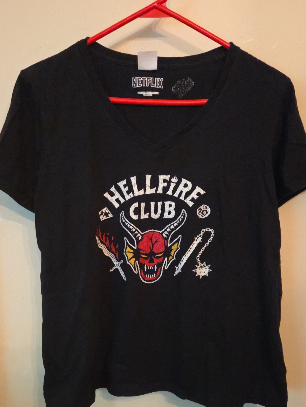 Netflix Black Tee Hellfire Club Graphic